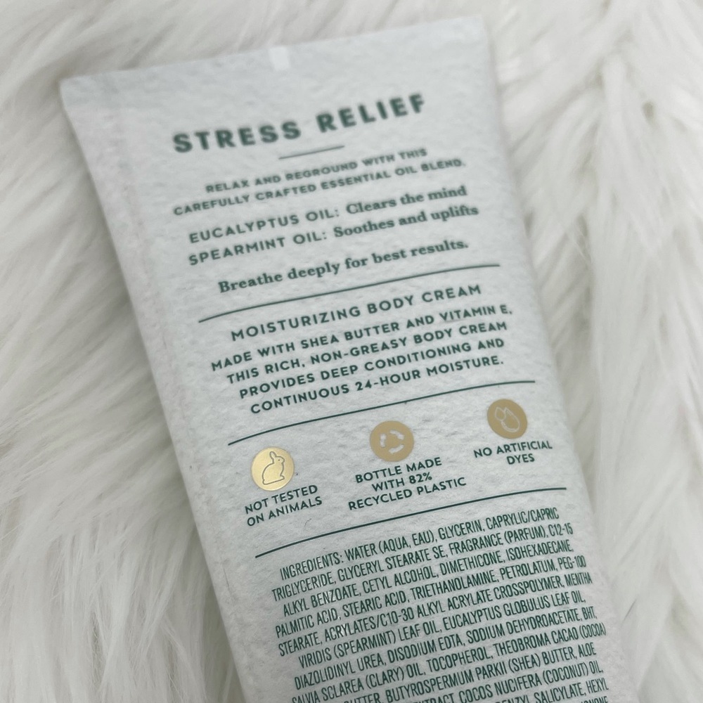 Bath & Body Works Aromatherapy Stress Relief Cream - Picture 6 of 6